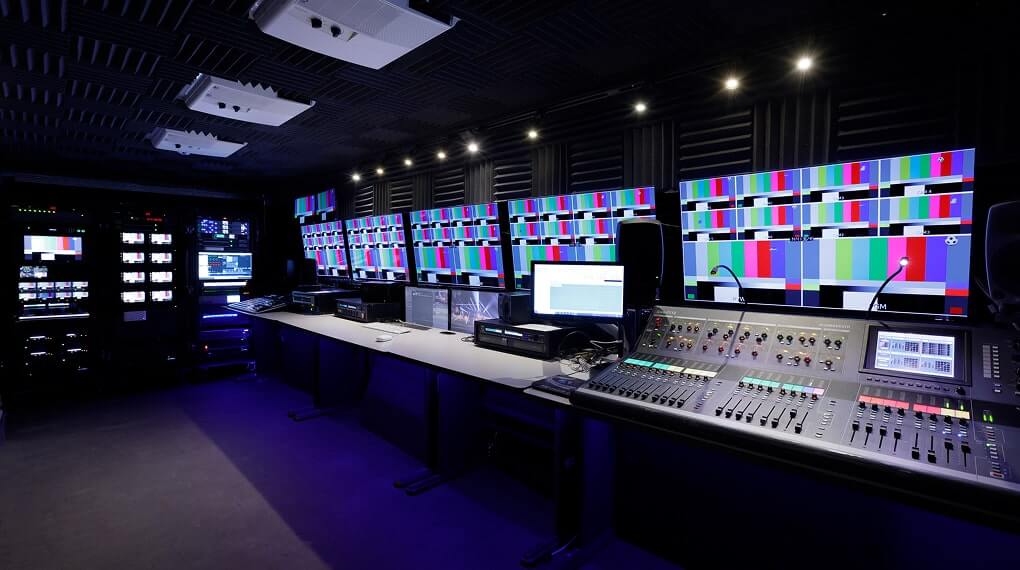 sports production truck