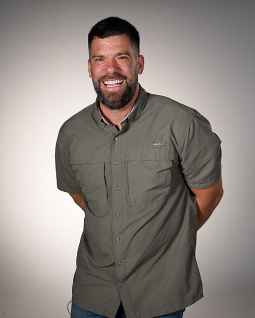 About Us (Productions) 3 Alex Sivers
Head of Accounts