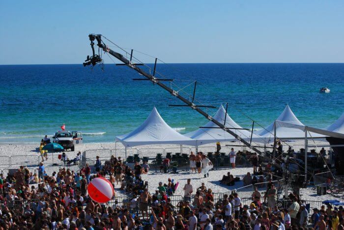 live-concert-production-jib-arm-700x469 Camera Op that controls jib arm for capturing elevated and large motion shots