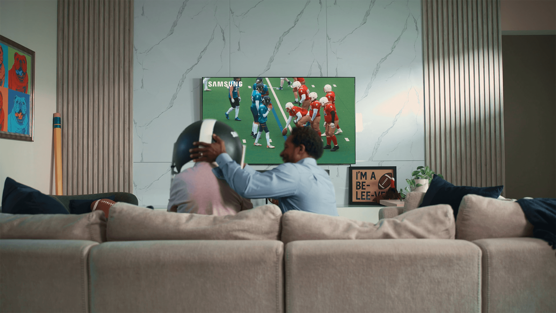 Lee Corso reacts to his new game day setup | Samsung